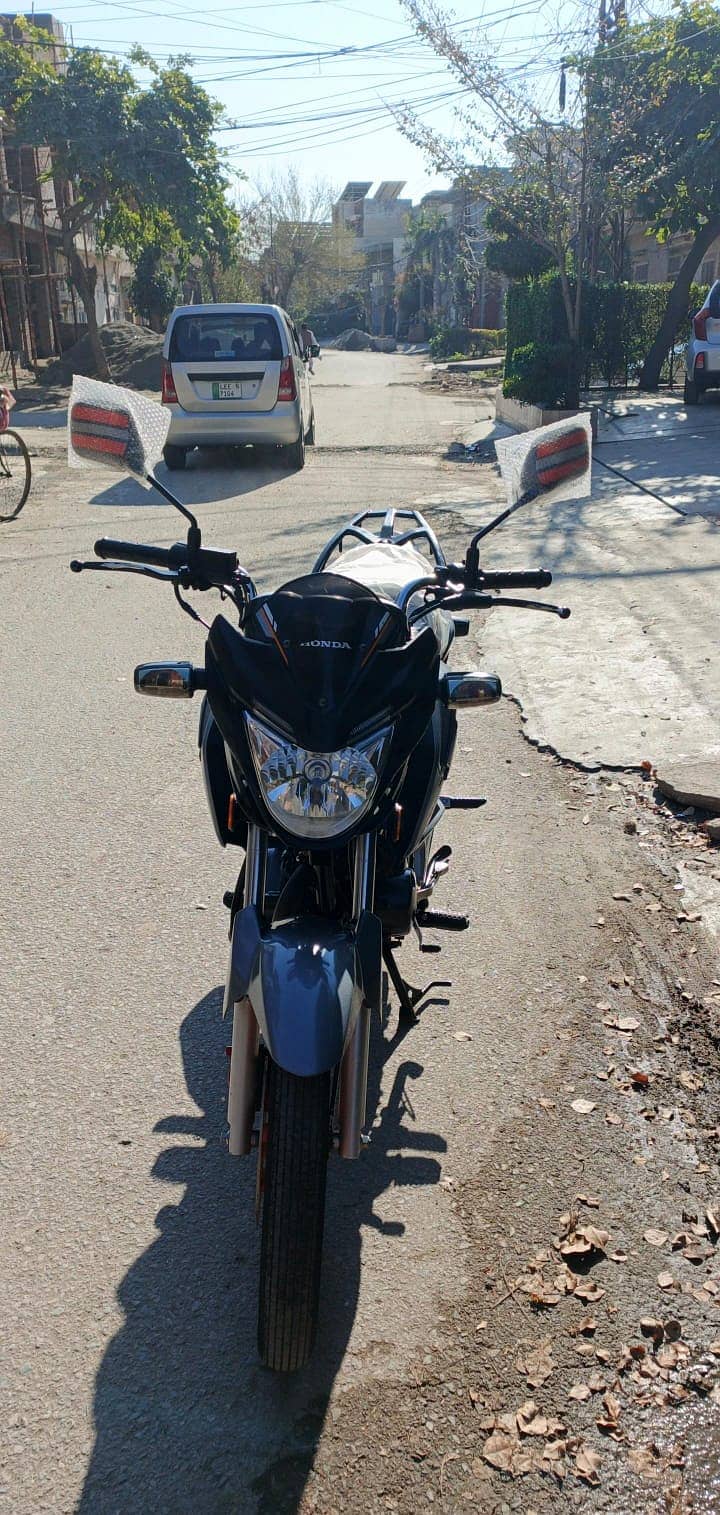 Honda CB 150F 2022 4