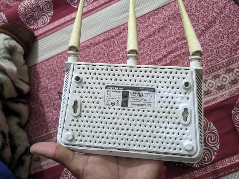 Tenda Router+Fiber Device 2