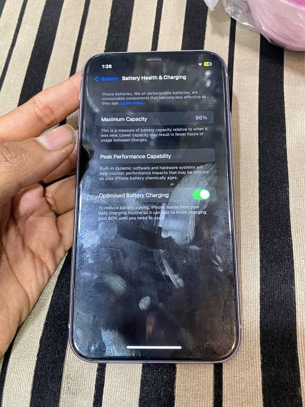 iphone 11 non pta 64 gb 10/10 condition jv 4