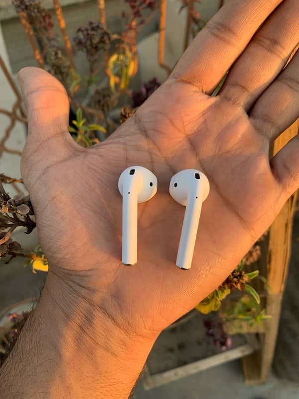 apple airpods 2 1