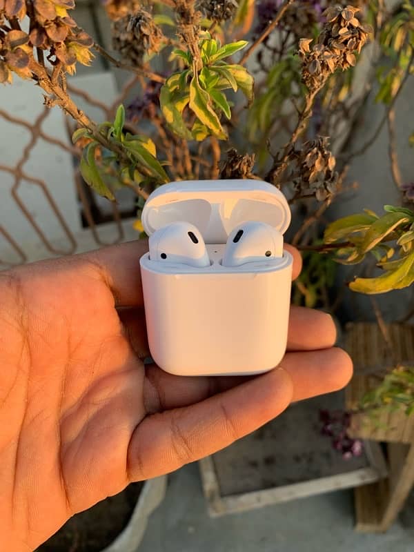 apple airpods 2 3