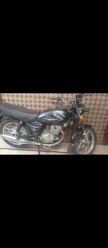 bike me koi b kam nh hai zarort ki waja se sell kar rah ho 4