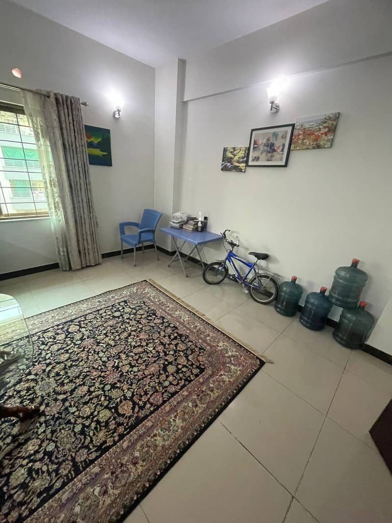 Askari 10 3rd Floor Flat Near To Park Three Beds Flat Urgent Available For Sale 0