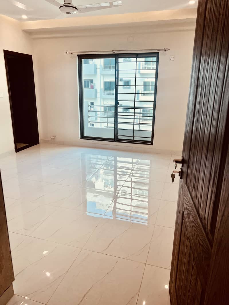 Brand New Flat 2nd Floor Four Beds Beautiful View Urgent For Rent 19