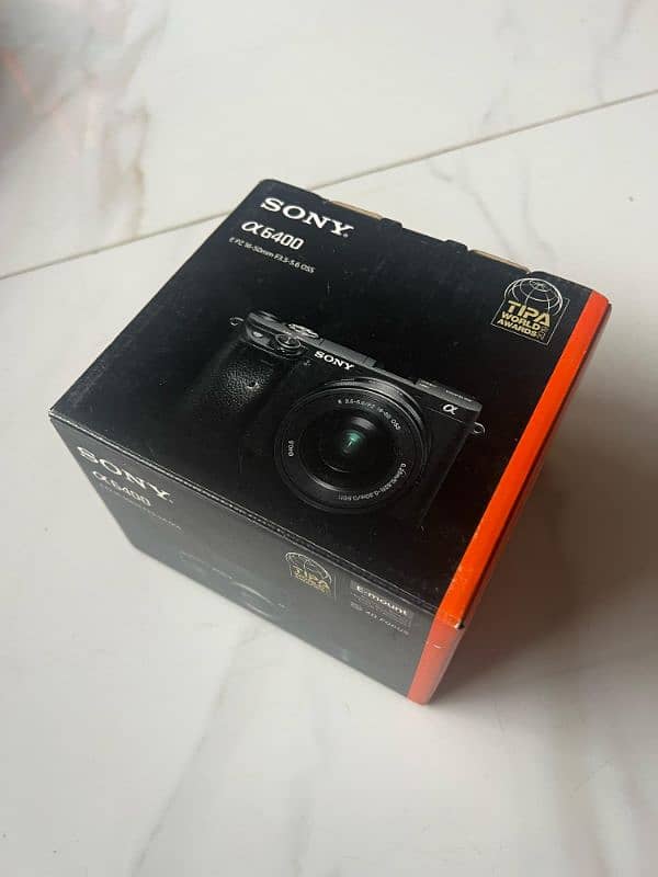 Sony A6400 mirrorless camera  with 16-50mm lens for Sale 5