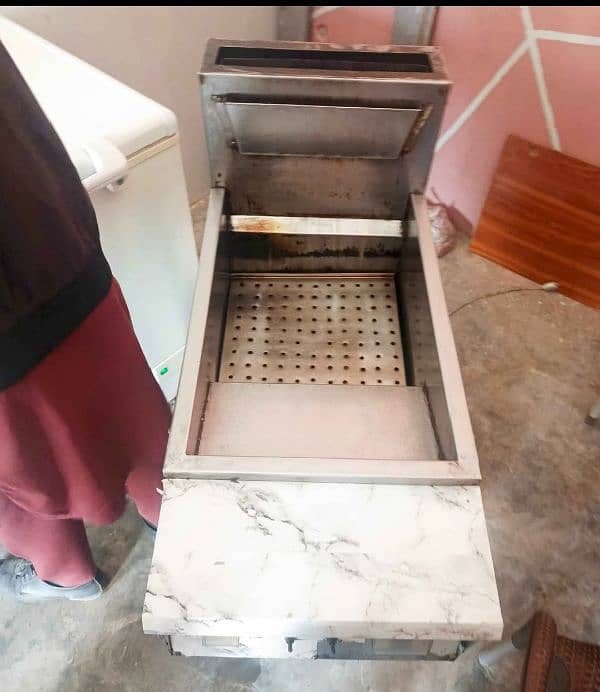 Hot plate and Mannual 24 litter fryer for urgent sale (03705038353) 4