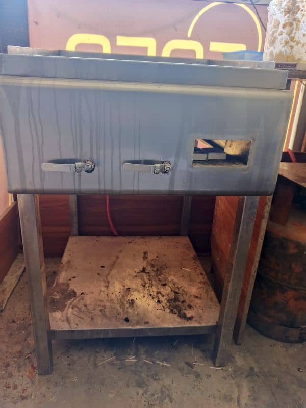 Hot plate and Mannual 24 litter fryer for urgent sale (03705038353) 5