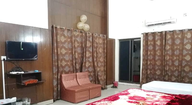 House Sized 4 Kanal Is Available For sale In Model Town 5