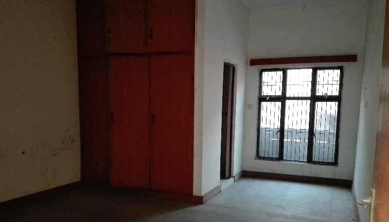 Reserve A Centrally Located House In Model Town 3