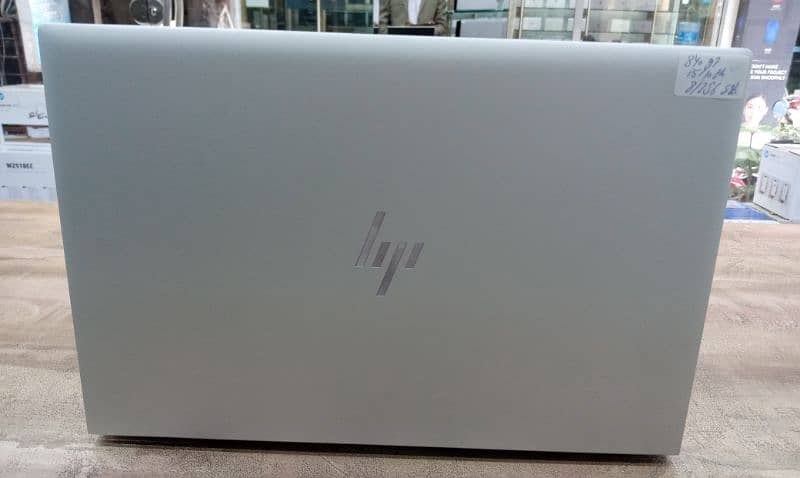 HP ELITE BOOK 840 G7 1