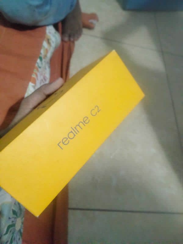 Mobile name realme c2 all ok hai 10/10 condition hai  RAM 3/32 hai 5