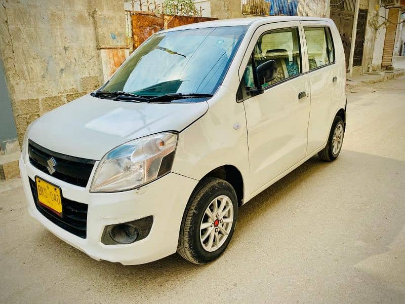 Suzuki Wagon R 2017 1