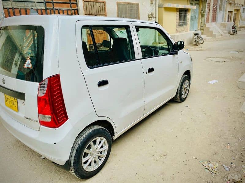 Suzuki Wagon R 2017 4