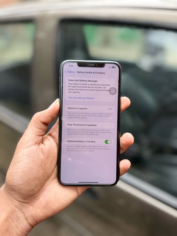 iPhone 11pro max 256GB pta approved 5