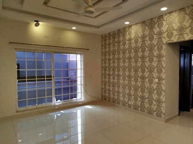 Kanal Luxury Upper Portion Available For Rent 2