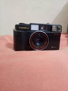 yashica camera antique