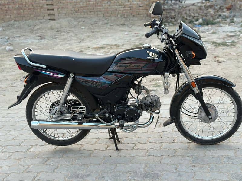 Honda dream black good condition03052873124 2