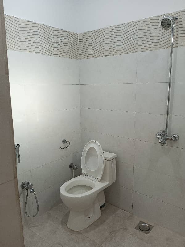 G-11/4 Fully Renovated Ground Floor Flat For Sale 15