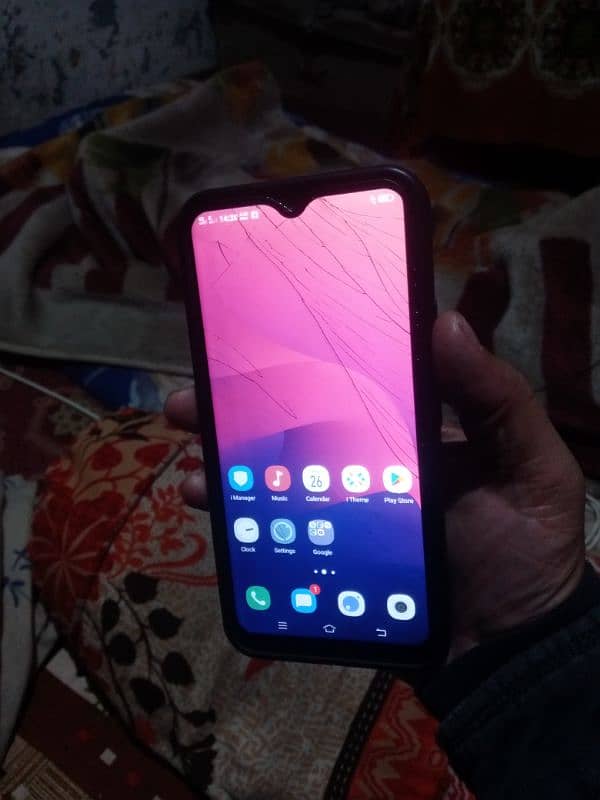 vivo y17 8/256 touch broke for sale or exchange 2