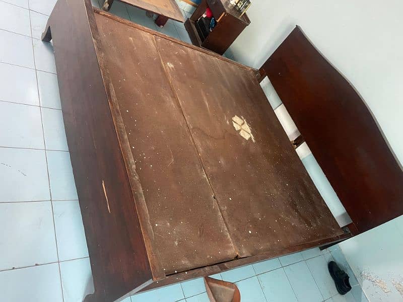 wooden bed average condition. . . . 03144988403 8