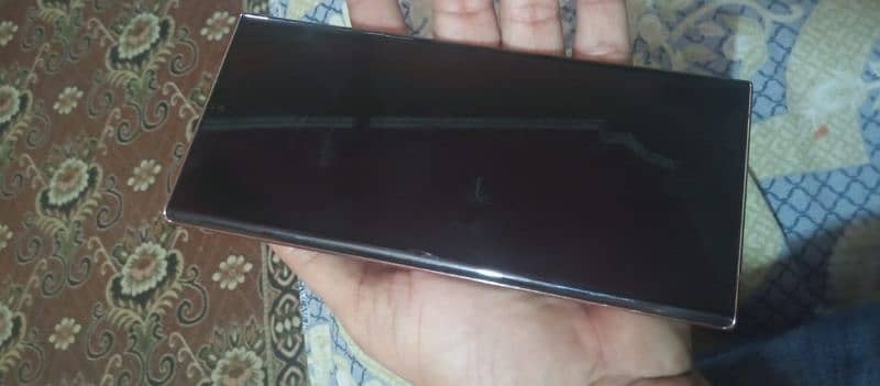 Hello I am selling my note twenty ultra 5G 212 GB RAM 128 room non pta 2