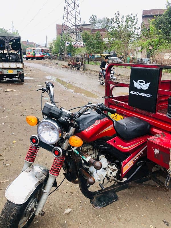 road Prince 150cc loader rickshaw risksh 2