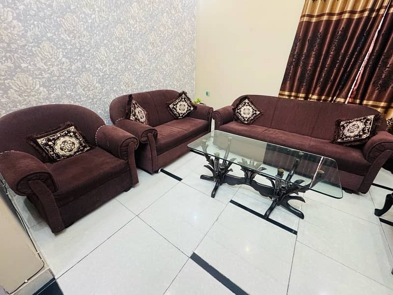 Complete 6 seater Sofa set for Sale 0