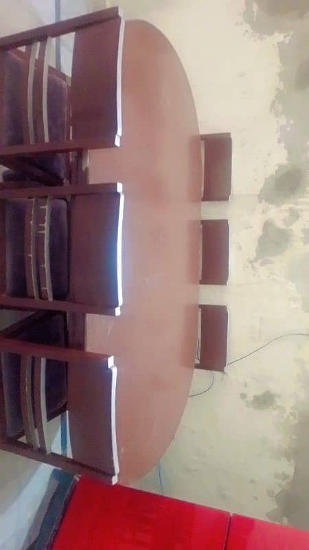 6 seater wooden dining table in good condition 2