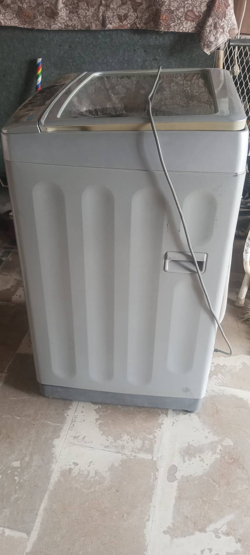 Haier Automatic washing machine, model HWM90-1789 2