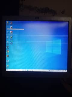 HP 17 inach LCD far sale urgent