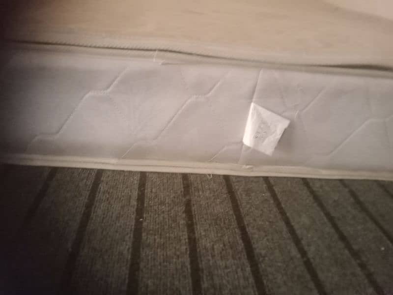 new condition mattress 2