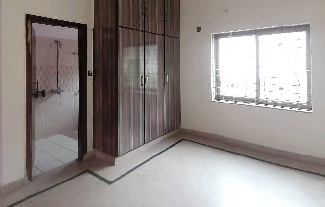 Stunning and affordable Upper Portion available for rent in Model Town 1