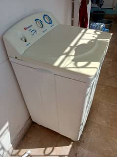 Dawlance washing machine and microwave