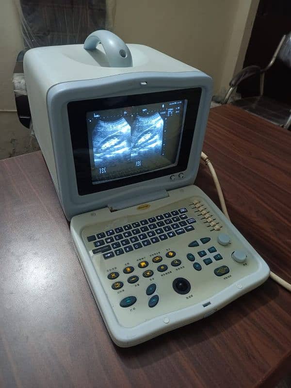 Branded Ultrasound Machine's 4