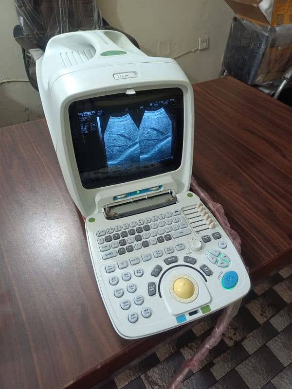 Branded Ultrasound Machine's 6