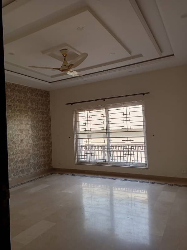 Sector C Kanal Upper Portion Available For Rent 8