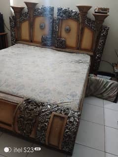 complete bed set for sell