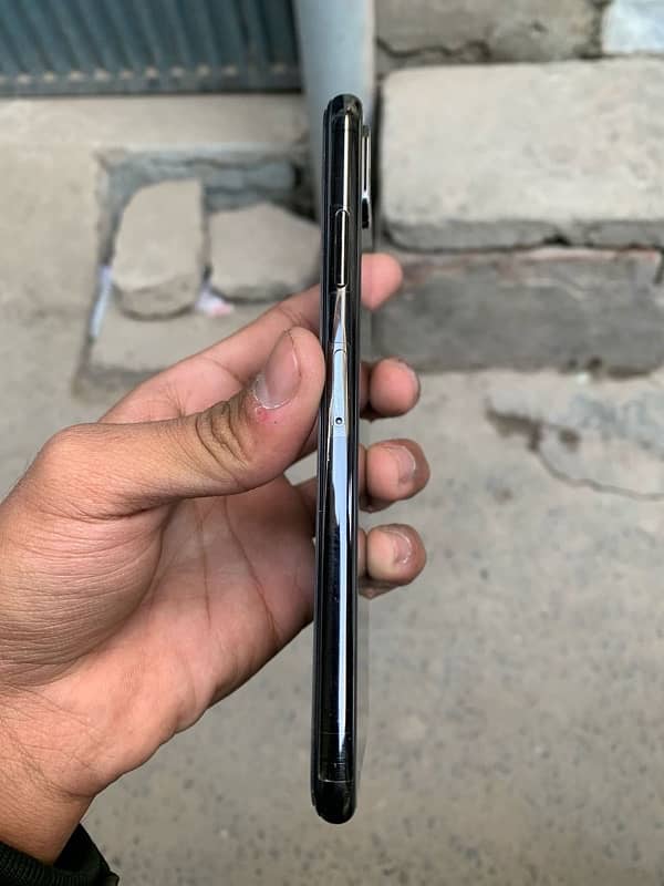 IPHONE XS Max NON PTA Non Active 1