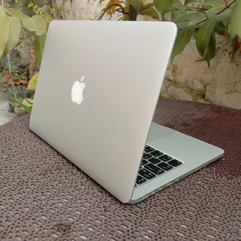 Macbook Pro 2015 16gb 1