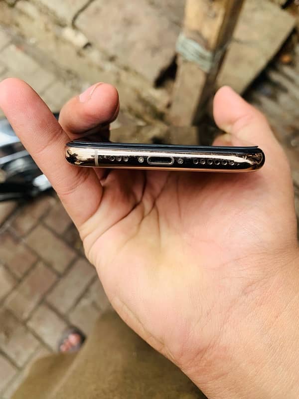 iPhone XS factory unlocked no jv no open no repair water pack 3