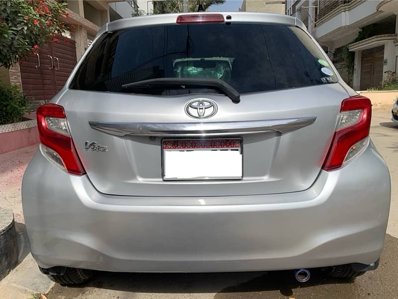 Toyota Vitz 2014 1