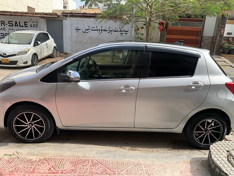 Toyota Vitz 2014 3