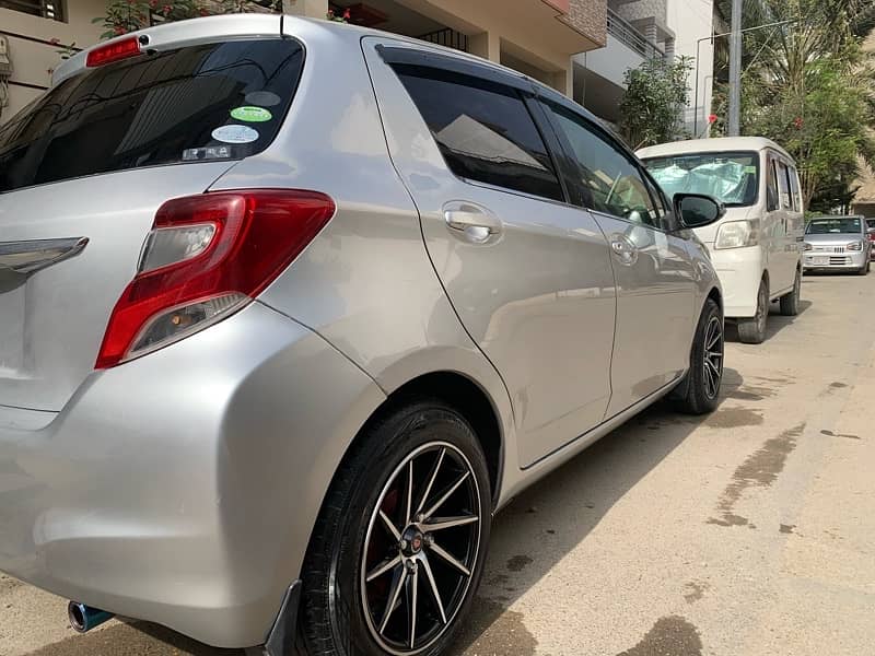 Toyota Vitz 2014 5