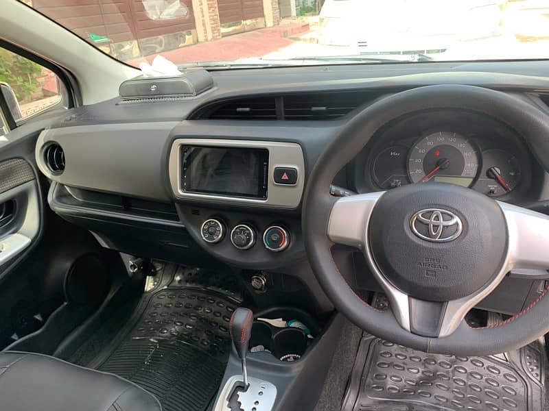 Toyota Vitz 2014 13