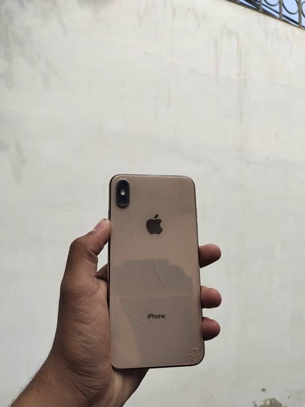 iphone xsmax pta approved read add ! 0