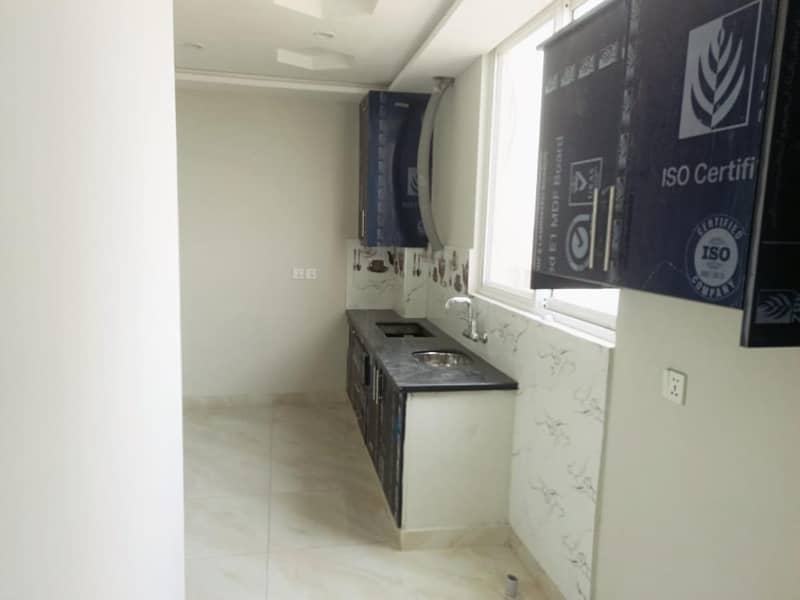 1 BEDROOM BRAND NEW APARTMENT FOR SALE IN BAHRIA TOWN LAHORE 7