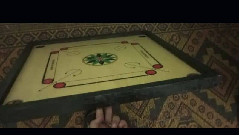 carrom board game 4