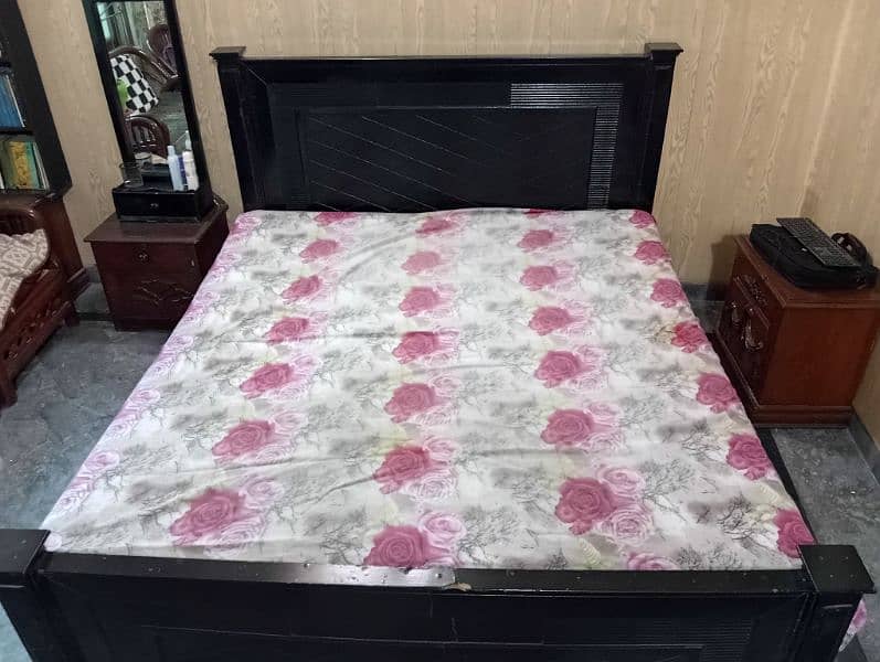 king size Bed with free Durafoam Mattress – Only 23999 (Negotiable!) 0