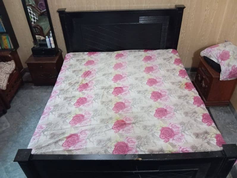 king size Bed with free Durafoam Mattress – Only 23999 (Negotiable!) 1