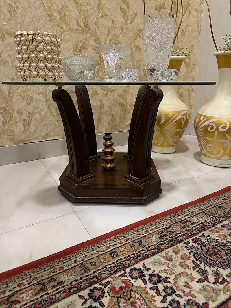 Heavy tampered glass and sheeshan wooden stand 3